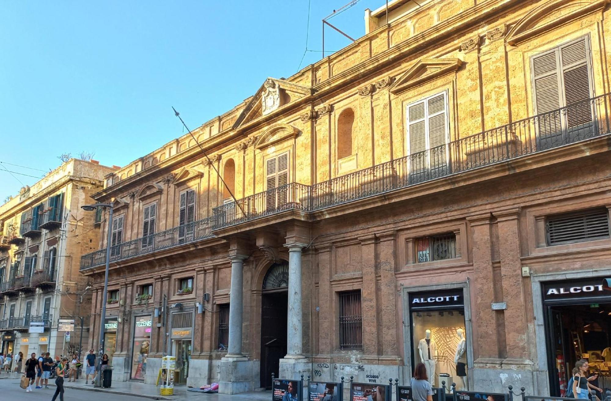 Ferienwohnung Al Palazzo Del Principe Al Massimo Palermo Exterior foto